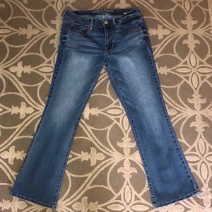 NWOT American Eagle Skinny Kick Jeans